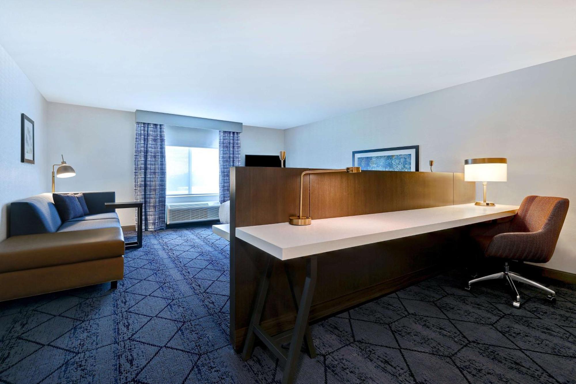 Hilton Garden Inn Cedar Rapids Kültér fotó
