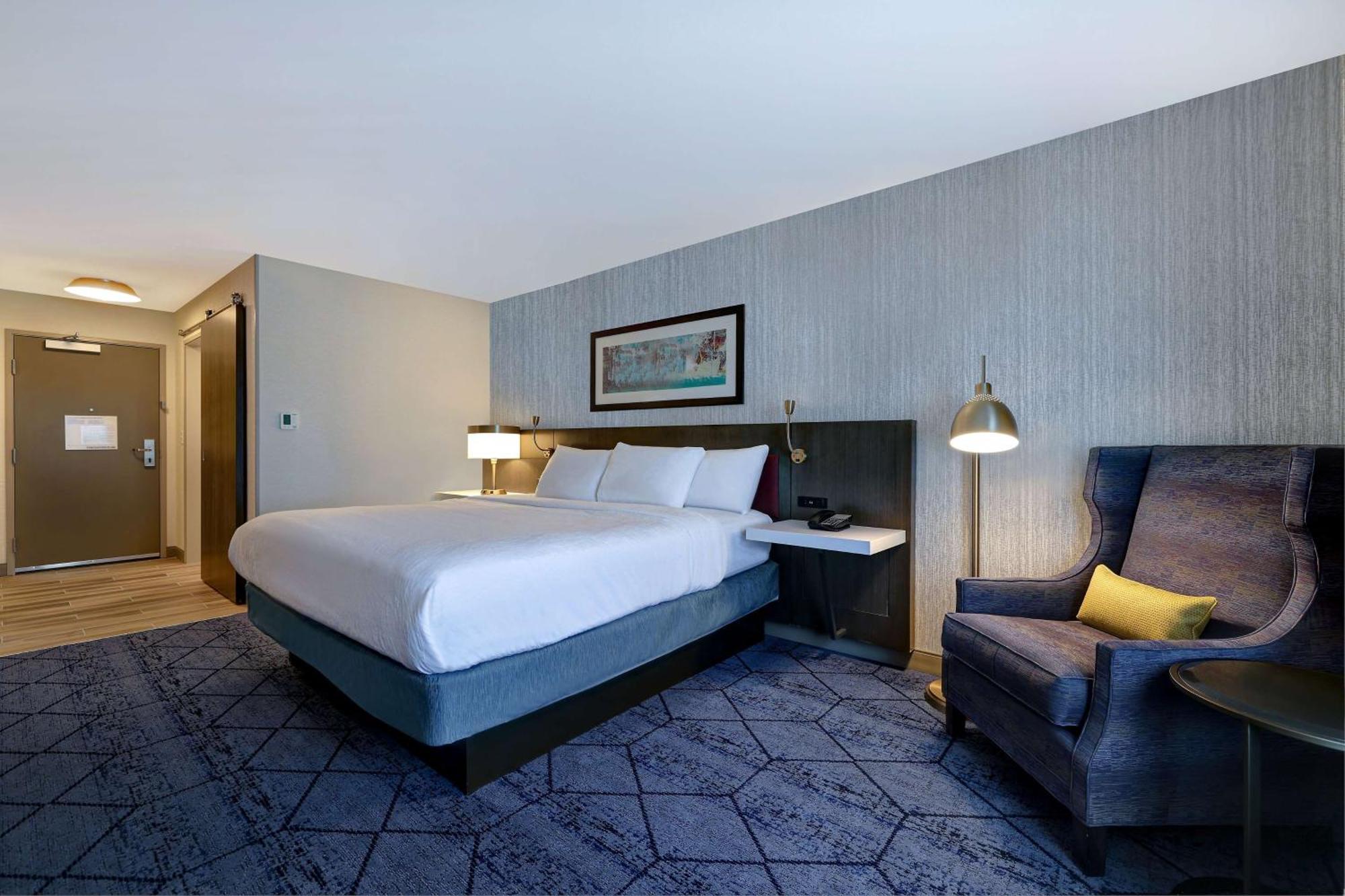 Hilton Garden Inn Cedar Rapids Kültér fotó