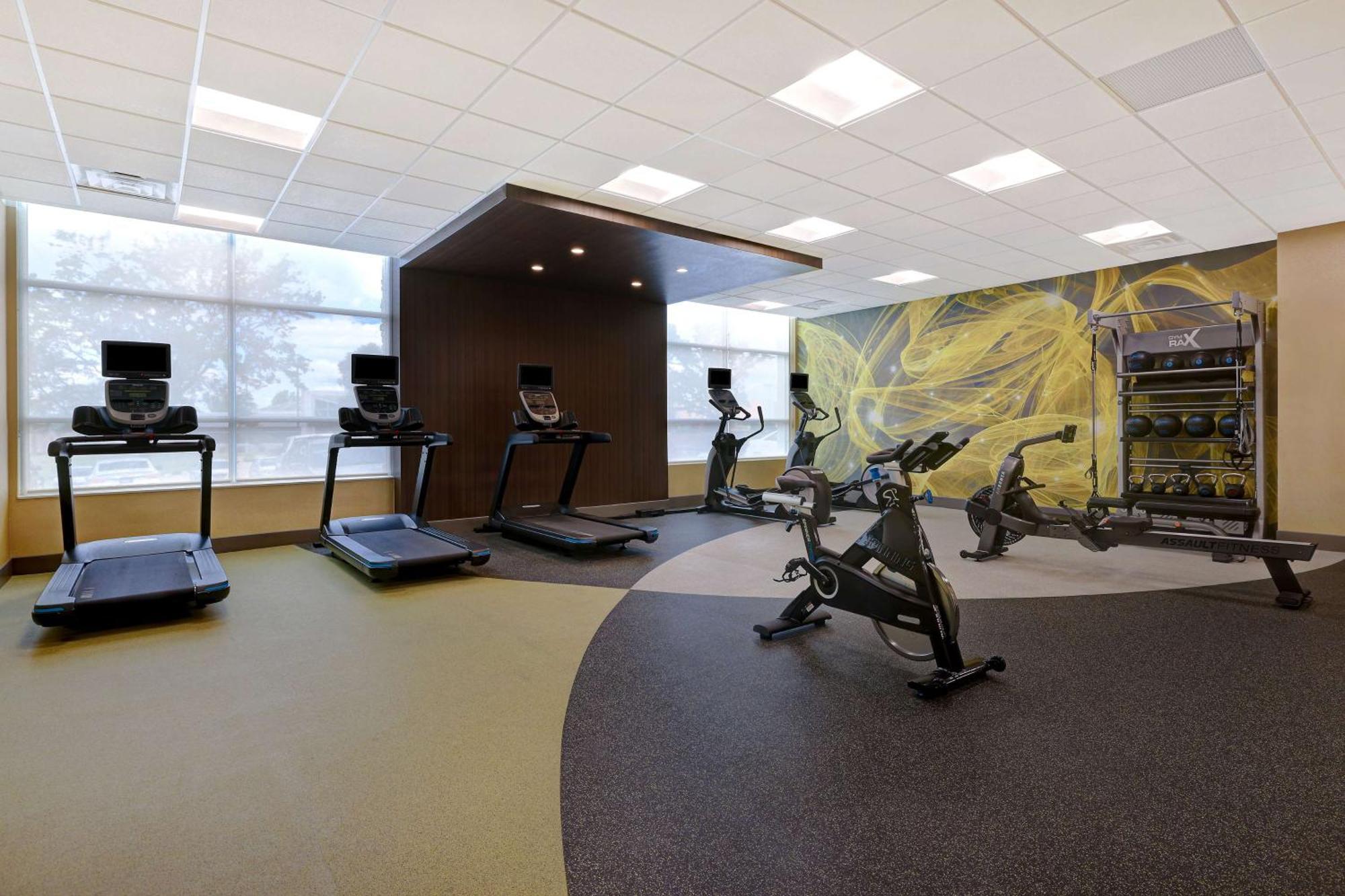 Hilton Garden Inn Cedar Rapids Kültér fotó