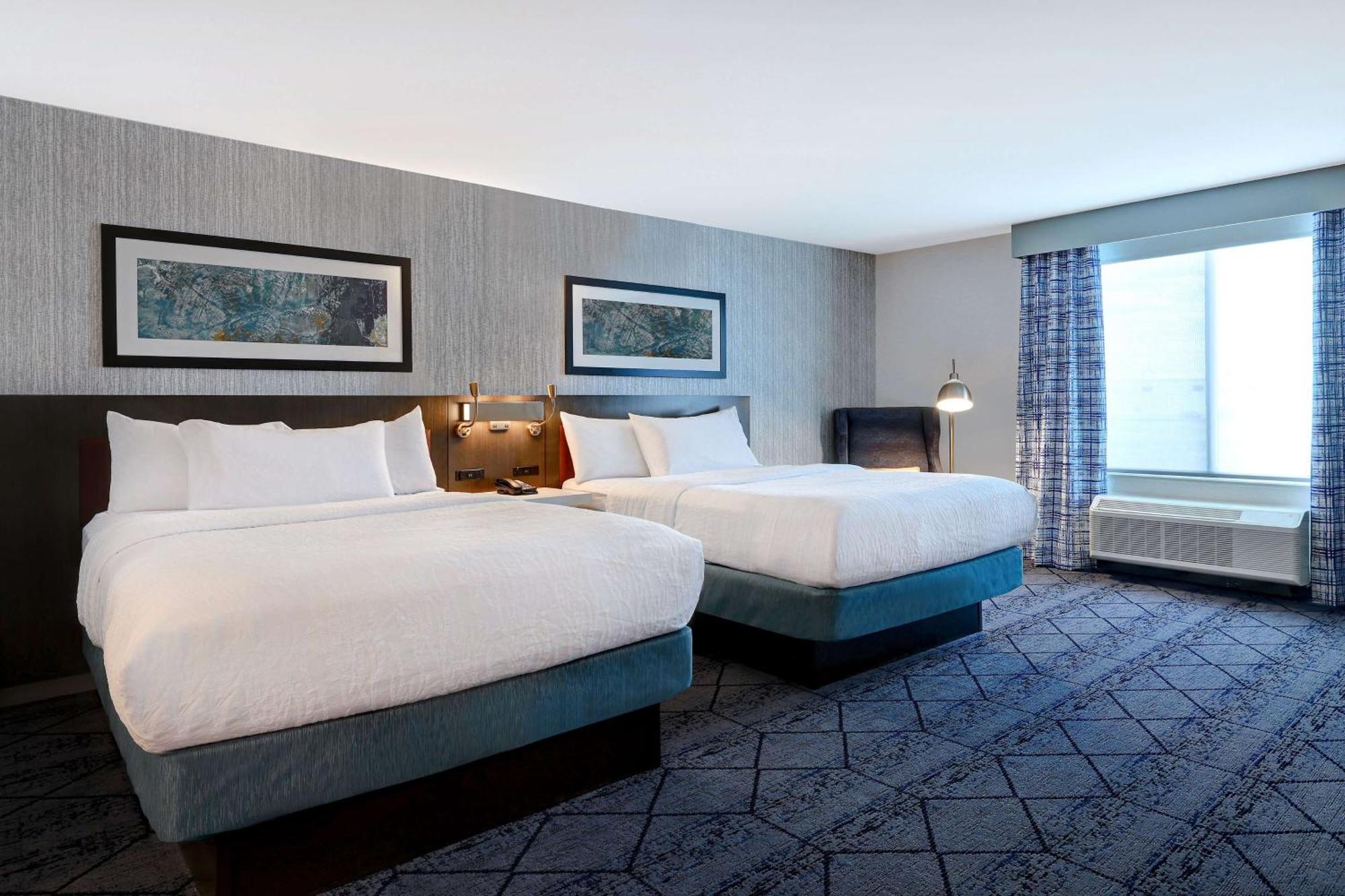 Hilton Garden Inn Cedar Rapids Kültér fotó