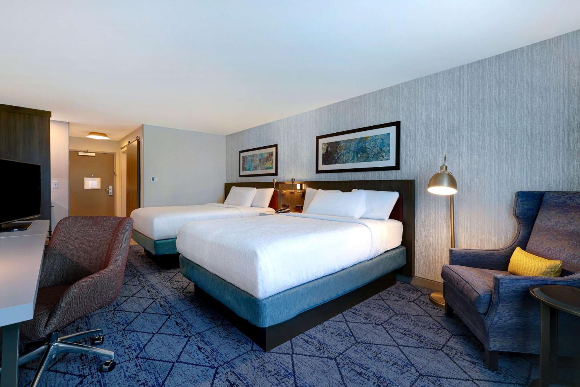 Hilton Garden Inn Cedar Rapids Kültér fotó